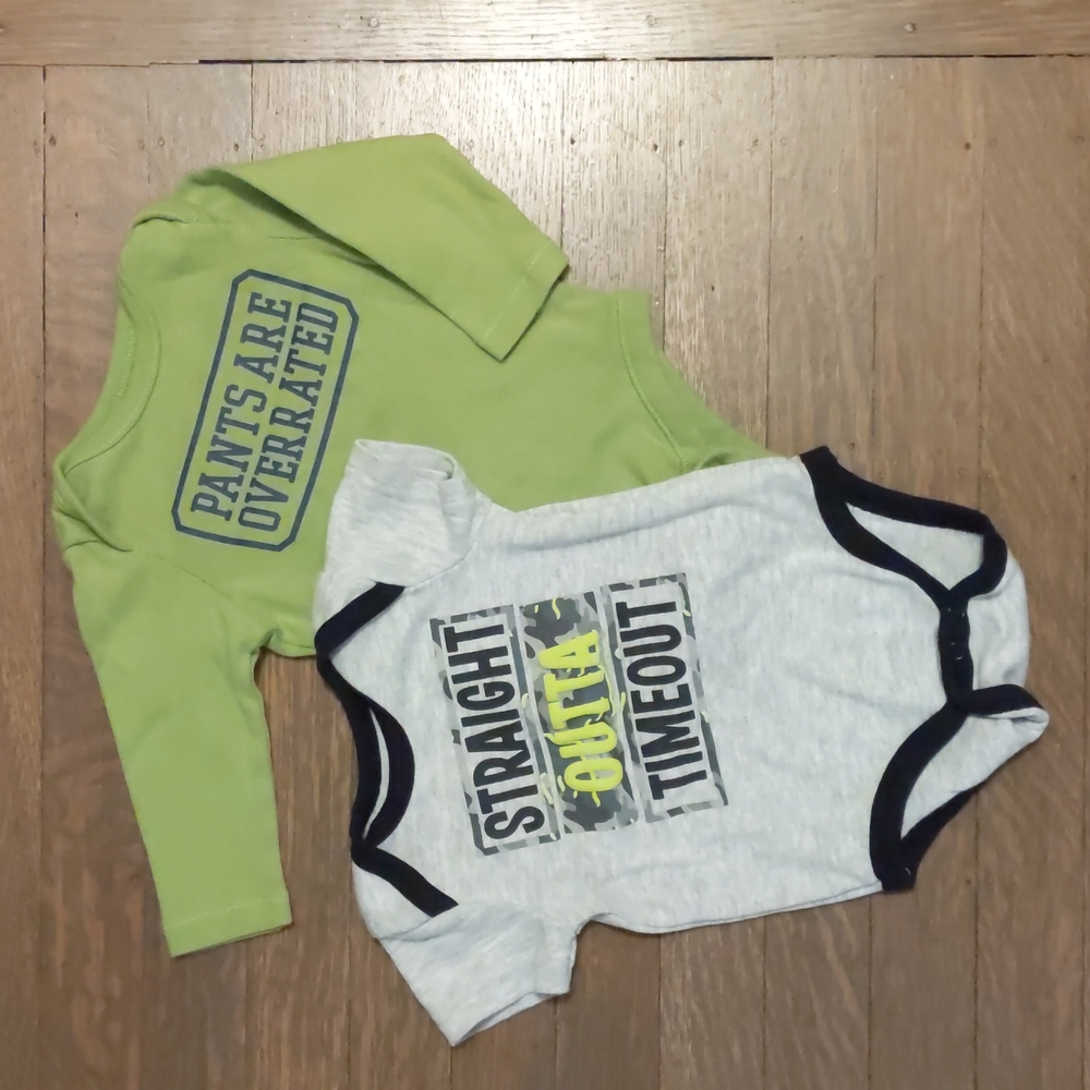 Set of onesies with sayings